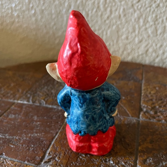 Vintage hand painted gnome - Picture 6 of 7